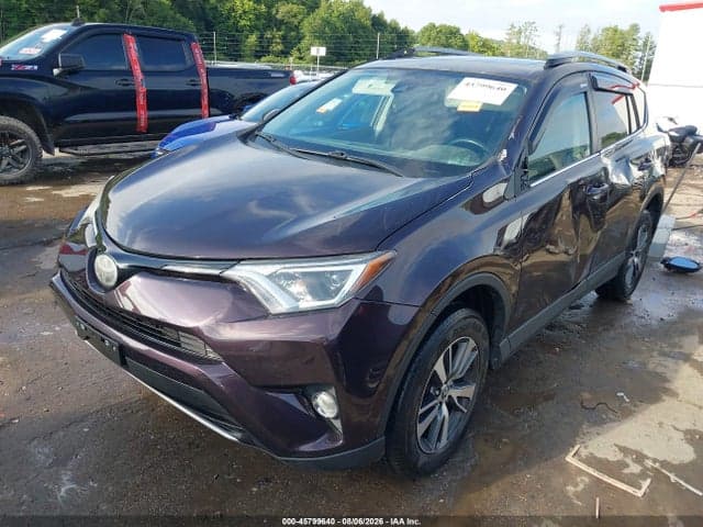 2018 TOYOTA RAV4 XLE 2
