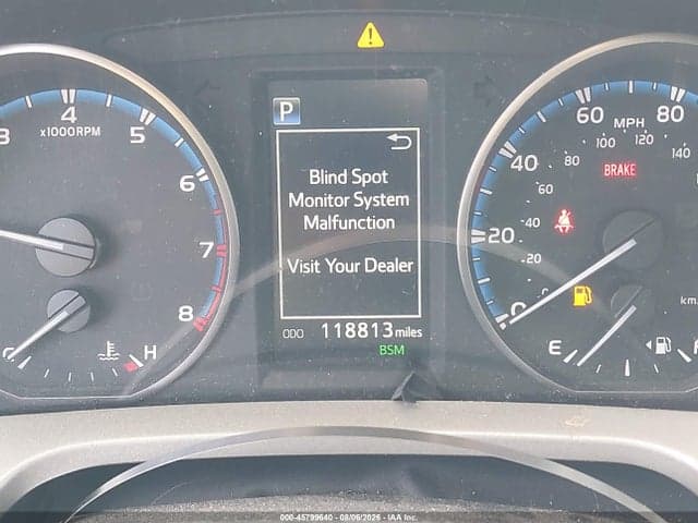 2018 TOYOTA RAV4 XLE 16