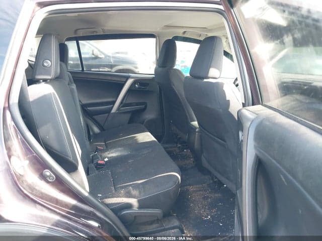 2018 TOYOTA RAV4 XLE 8