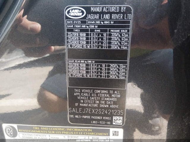 2025 LAND ROVER DEFENDER 110 P300 9