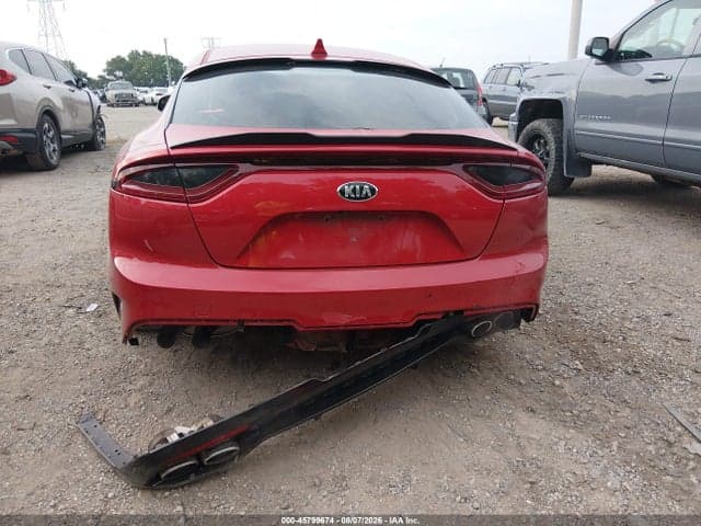 2018 KIA STINGER GT2 16
