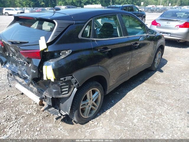 2021 HYUNDAI KONA SE 4
