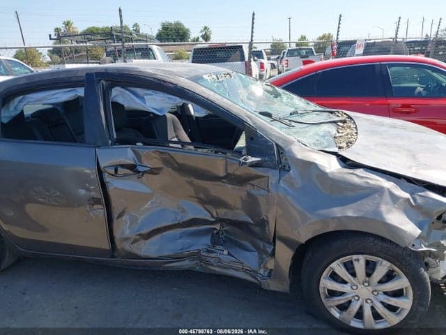 2017 TOYOTA COROLLA LE 11