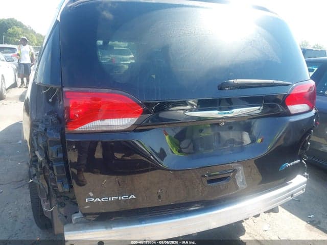 2018 CHRYSLER PACIFICA HYBRID TOURING PLUS 6