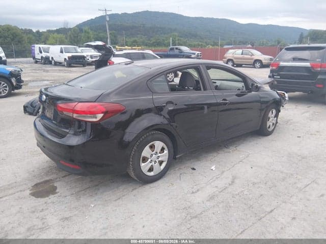 2017 KIA FORTE LX 4