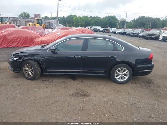 2017 VOLKSWAGEN PASSAT 1.8T S 14