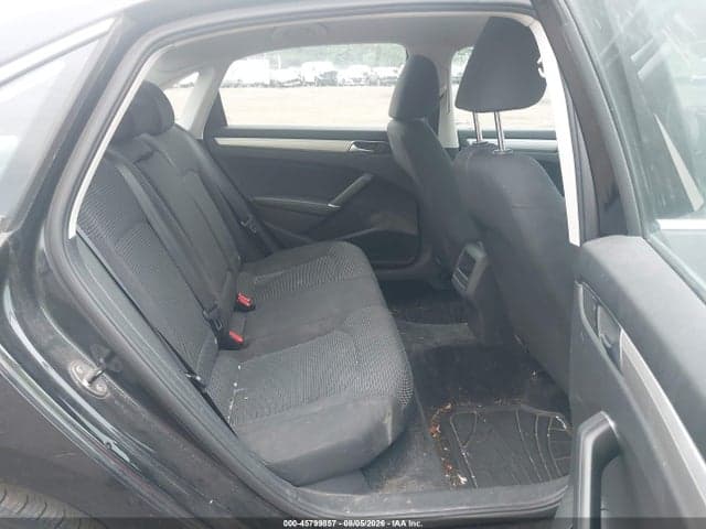 2017 VOLKSWAGEN PASSAT 1.8T S 8