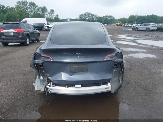 2023 TESLA MODEL Y RWD 16