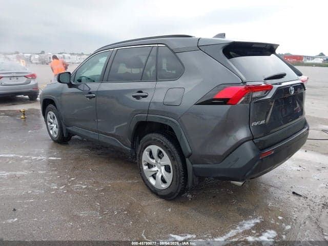 2021 TOYOTA RAV4 LE 3