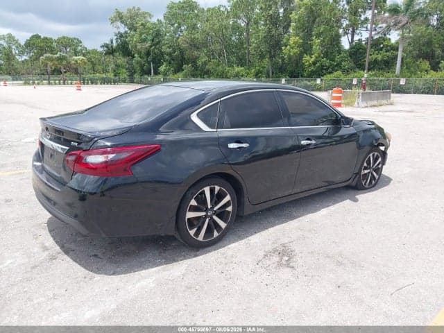 2018 NISSAN ALTIMA 2.5 SR 4
