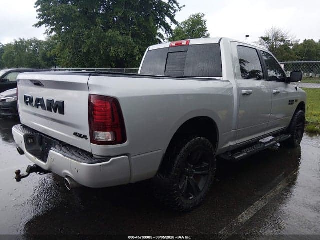2017 RAM 1500 NIGHT 4X4 5'7 BOX 4