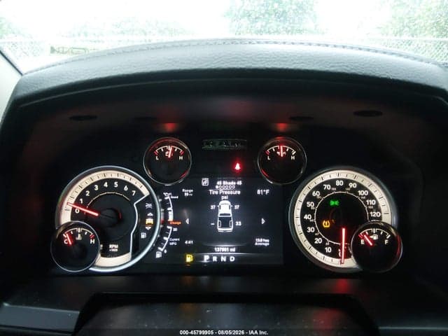 2017 RAM 1500 NIGHT 4X4 5'7 BOX 7