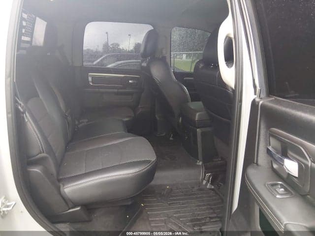 2017 RAM 1500 NIGHT 4X4 5'7 BOX 8