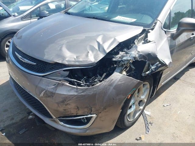 2017 CHRYSLER PACIFICA TOURING-L PLUS 6