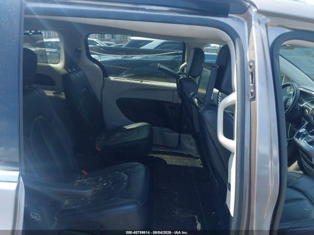 2017 CHRYSLER PACIFICA TOURING-L PLUS 8