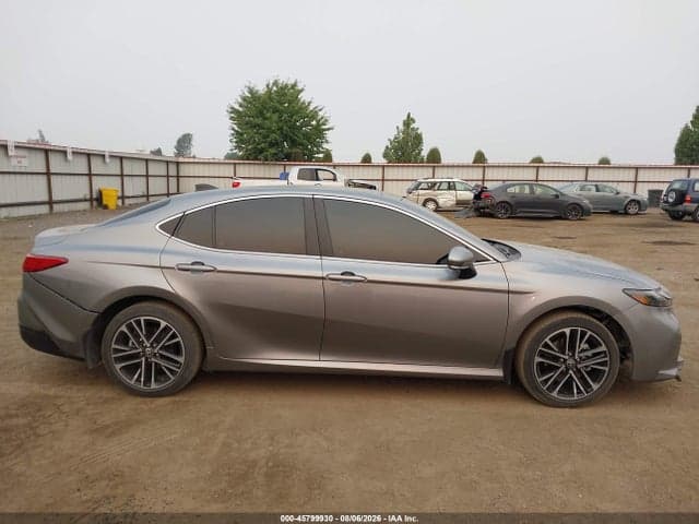 2025 TOYOTA CAMRY XLE 13