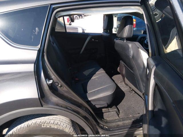 2017 TOYOTA RAV4 LIMITED 8