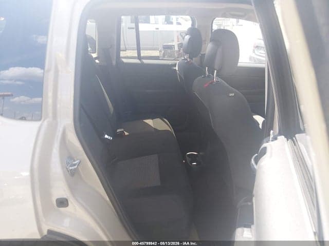 2017 JEEP COMPASS SPORT 8
