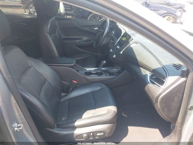 2017 CHEVROLET MALIBU 1LT 5