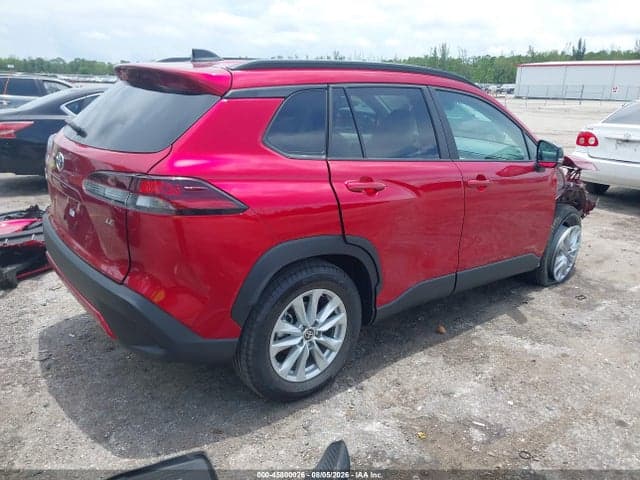 2026 TOYOTA COROLLA CROSS LE 4