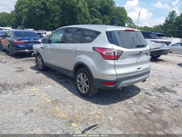 2017 FORD ESCAPE SE 3