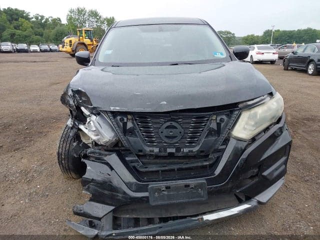 2018 NISSAN ROGUE S 17