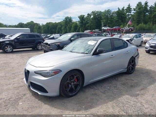 2020 ALFA ROMEO GIULIA TI SPORT AWD 2