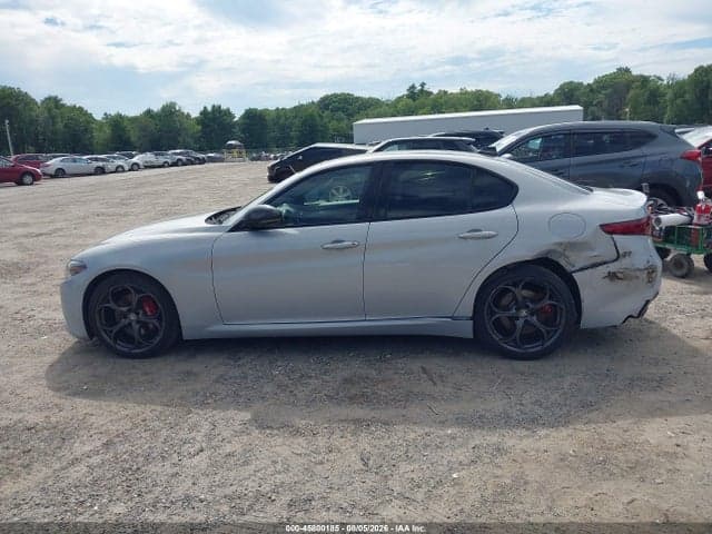 2020 ALFA ROMEO GIULIA TI SPORT AWD 15