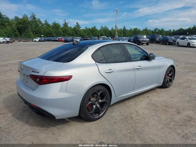 2020 ALFA ROMEO GIULIA TI SPORT AWD 4