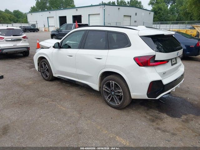 2025 BMW X1 XDRIVE28I 3