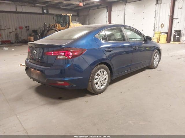 2020 HYUNDAI ELANTRA SE 4
