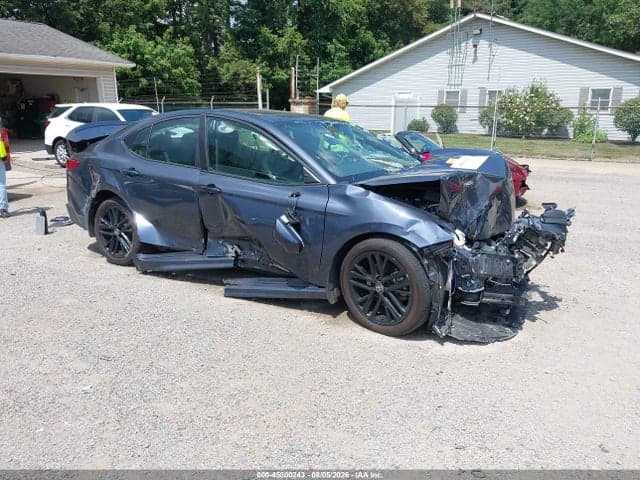 2026 TOYOTA CAMRY SE 1