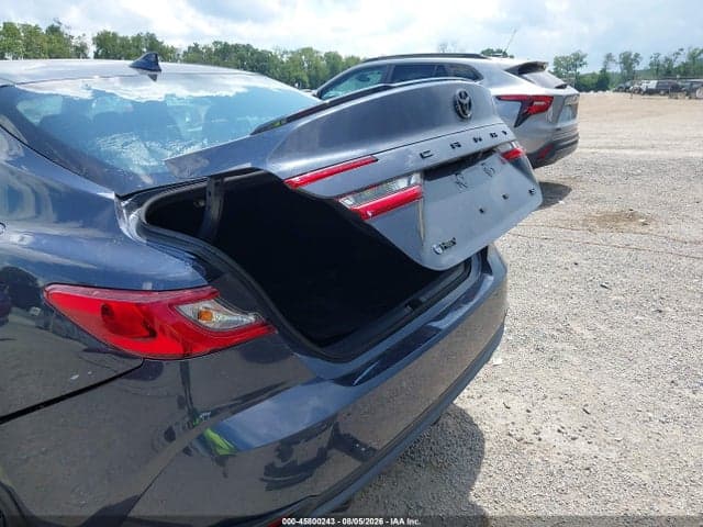 2026 TOYOTA CAMRY SE 18