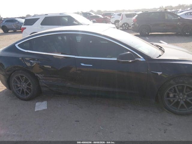 2018 TESLA MODEL 3 LONG RANGE/PERFORMANCE 12
