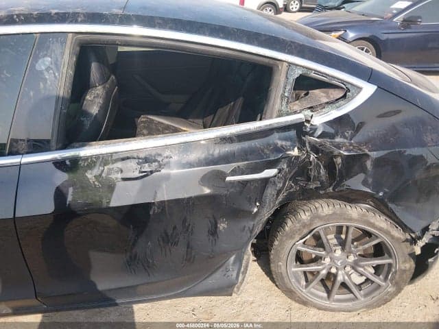 2018 TESLA MODEL 3 LONG RANGE/PERFORMANCE 6