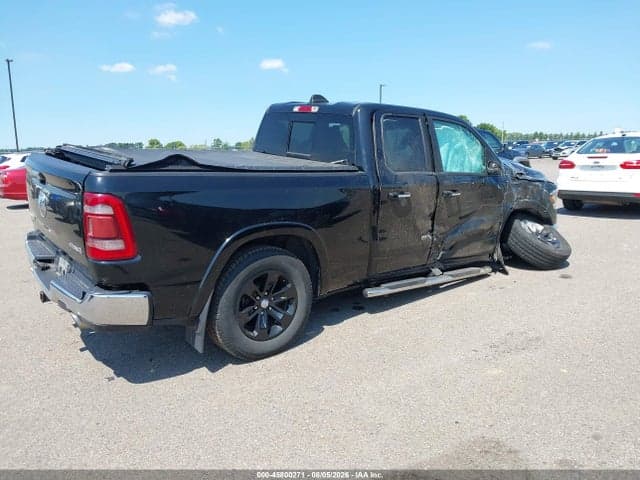 2019 RAM 1500 LARAMIE 4X4 6'4 BOX 4