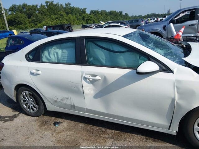 2021 KIA FORTE FE 18