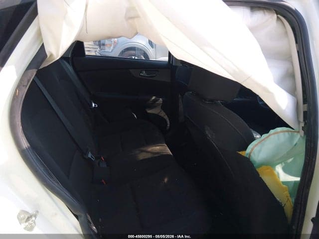 2021 KIA FORTE FE 8