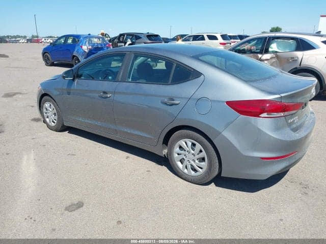 2018 HYUNDAI ELANTRA SE 3