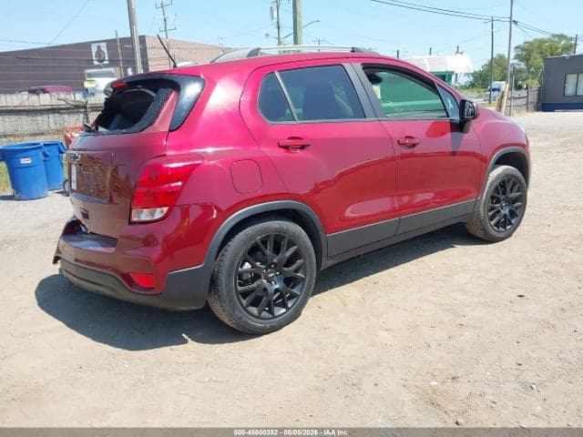2021 CHEVROLET TRAX AWD LT 4