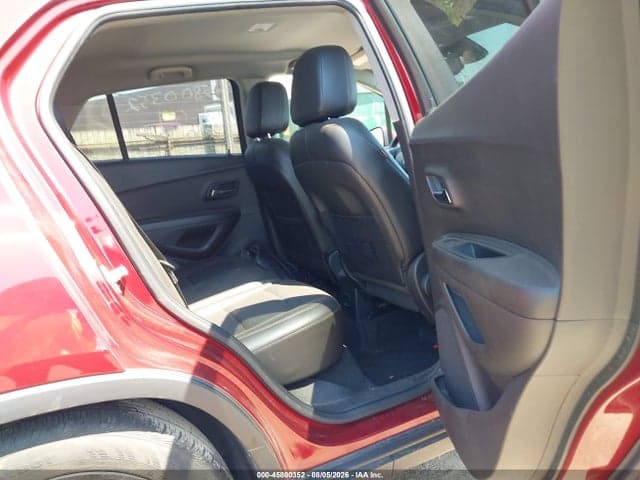 2021 CHEVROLET TRAX AWD LT 8
