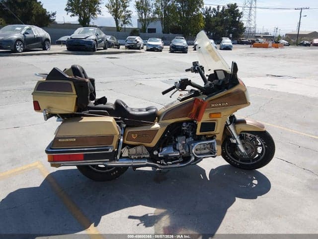 1985 HONDA GL1200 L 11