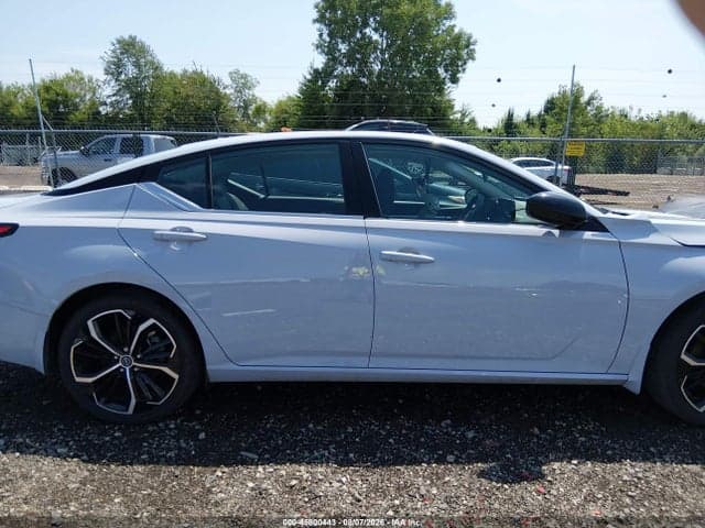 2025 NISSAN ALTIMA SR FWD 14