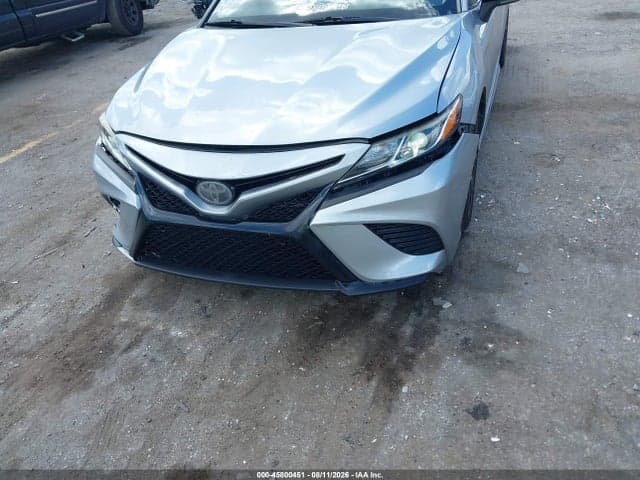 2020 TOYOTA CAMRY SE 6