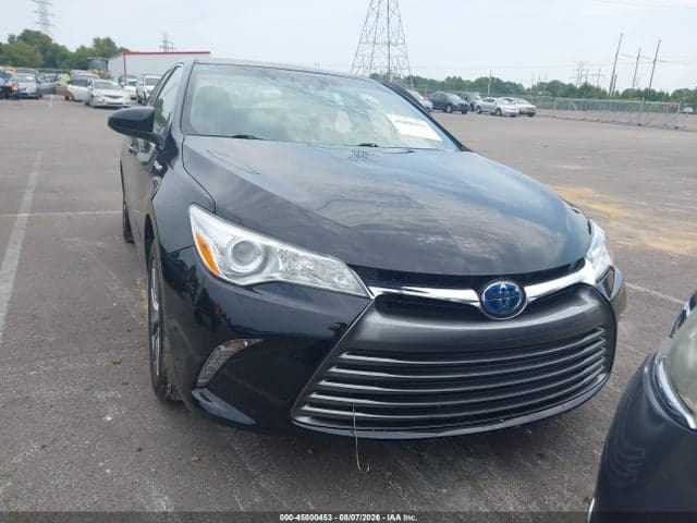 2017 TOYOTA CAMRY HYBRID XLE 12