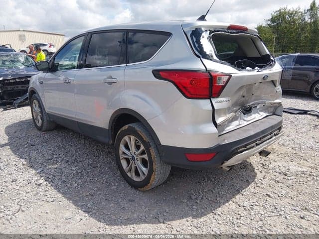 2019 FORD ESCAPE SE 3