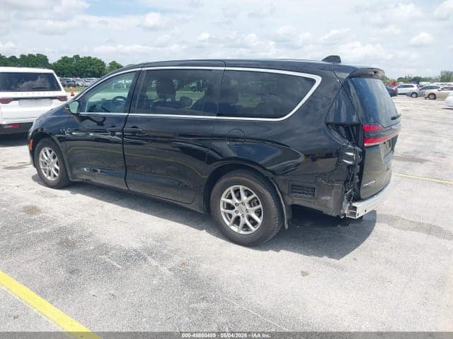 2024 CHRYSLER PACIFICA TOURING L 3