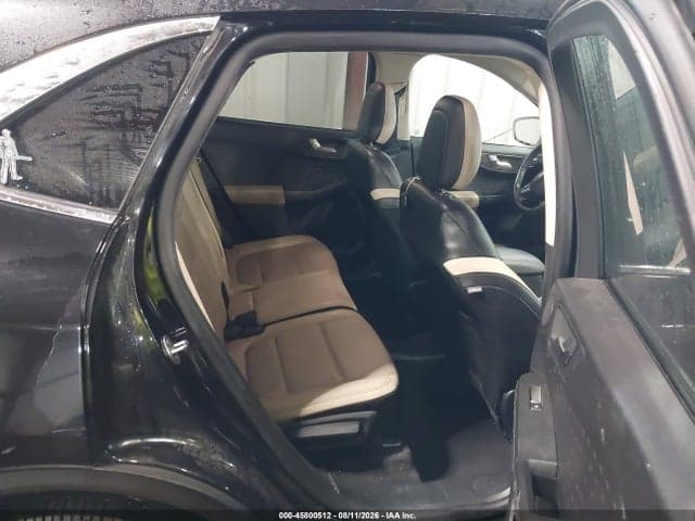 2020 FORD ESCAPE TITANIUM 8