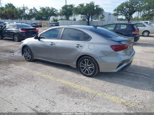 2023 KIA FORTE GT-LINE 3