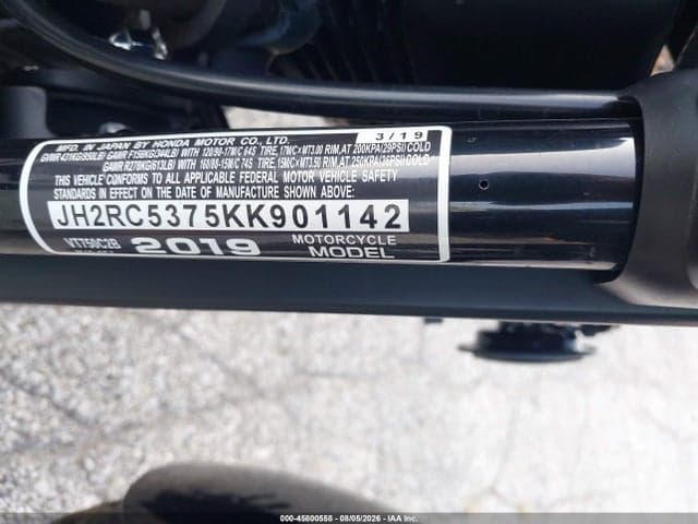 2019 HONDA VT750 C2B 10